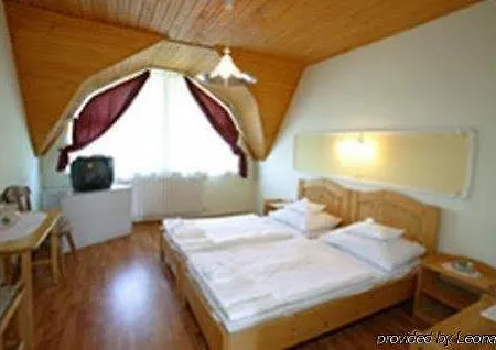 Szálloda Korona 3*