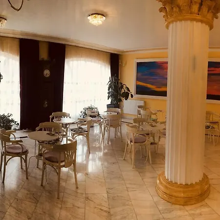 Korona 3*