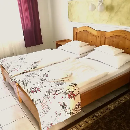 Szálloda Korona 3*