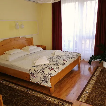Korona 3*