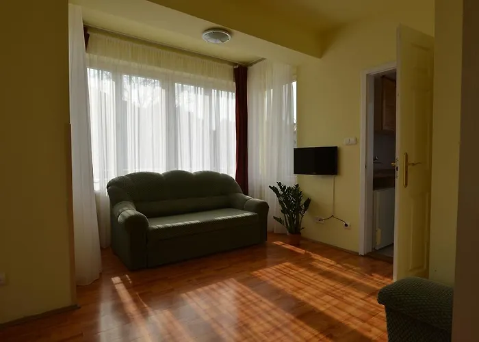 Korona 3*