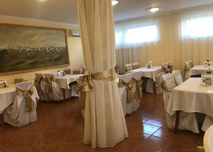 Hotel Korona 3*