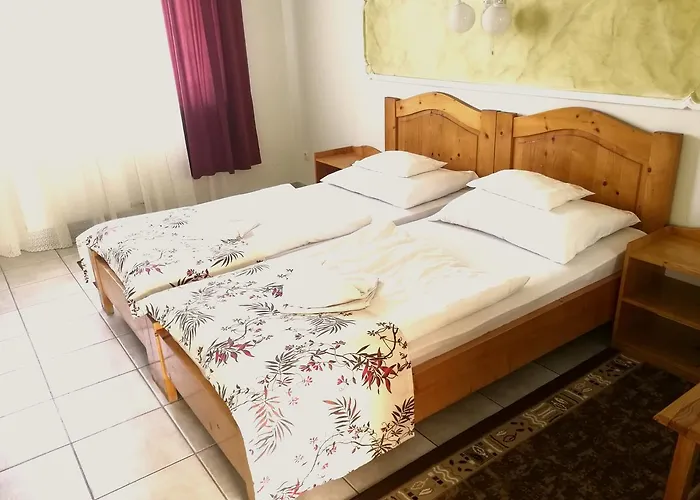 Hotel Korona 3*