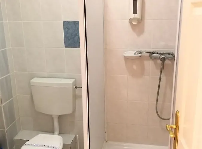 Hotel Korona 3*